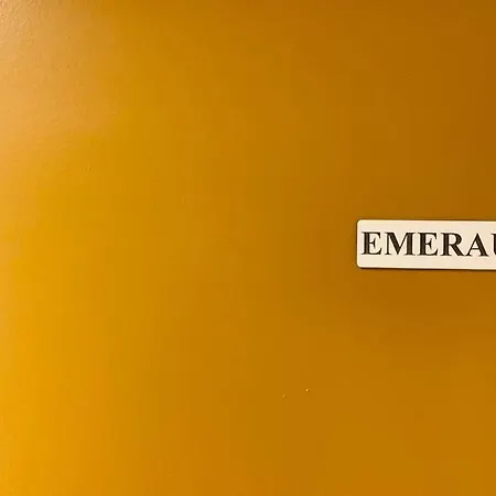 Emeraude Apartment Manosque