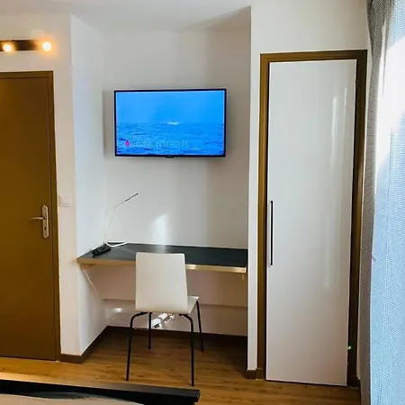 Apartment Emeraude *